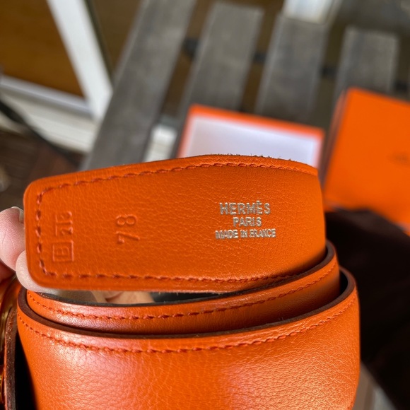Authentic Reversible chaîne d’encre HERMÈS belt main image 6